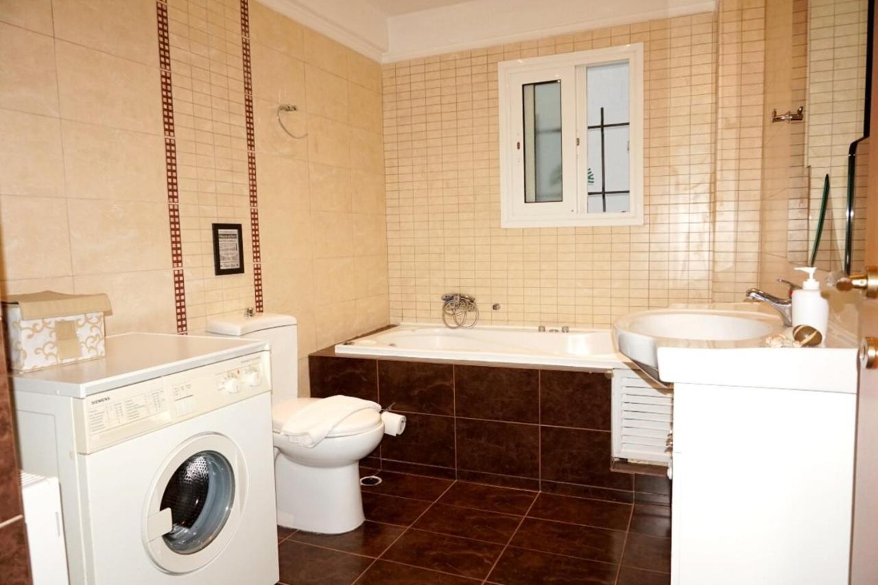Piraeus Bright Apt Eksteriør bilde